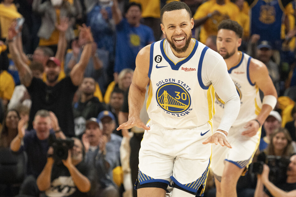 Warriors stay alive as Curry and Green down Lakers in Game 5