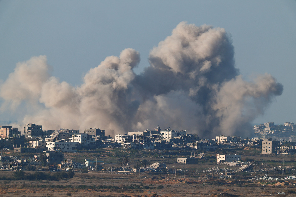 Gaza ceasefire to begin Sunday as Israel keeps up mass killing until the last moment