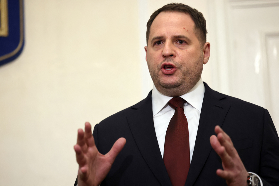 Ukraine delegation lands in US for talks with Congress, White House