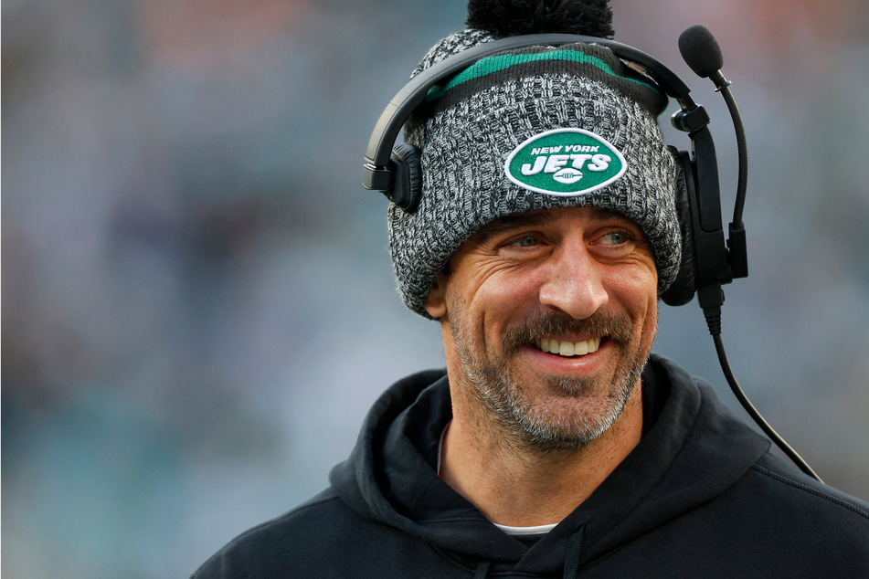 New York Jets clear Aaron Rodgers for practice in unprecedented return