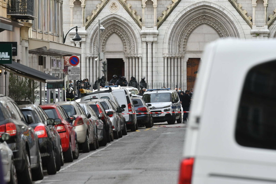 Three stabbed to death in apparent terrorist attack inside French church