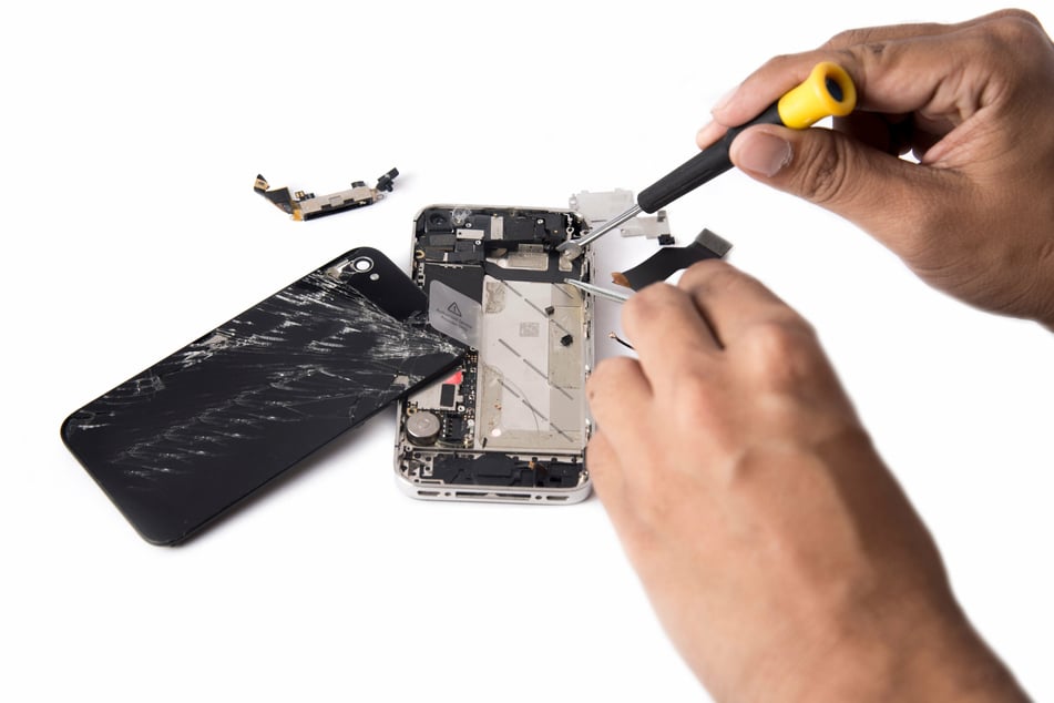 FTC hits Big Tech with official right-to-repair policy
