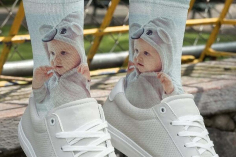 Get your dad some awesome custom socks from CanvasChamp!