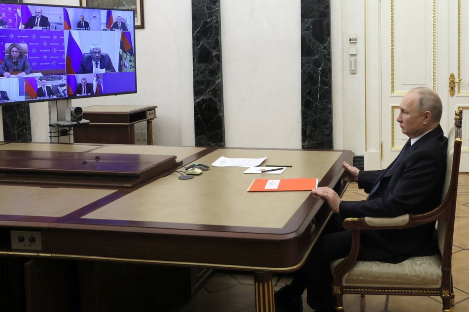Russian President Vladimir Putin called a special meeting of the National Security Council on Thursday.
