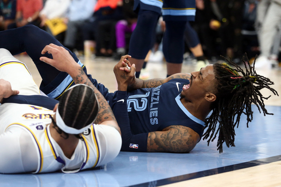 Ja Morant's status is "in jeopardy" despite negative X-ray on hand injury
