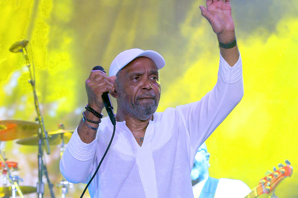 Beloved R&B singer Frankie Beverly, has passed away at the age of 77.