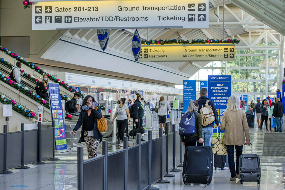 "Mom's worth it" – Holiday travels surge despite health warnings