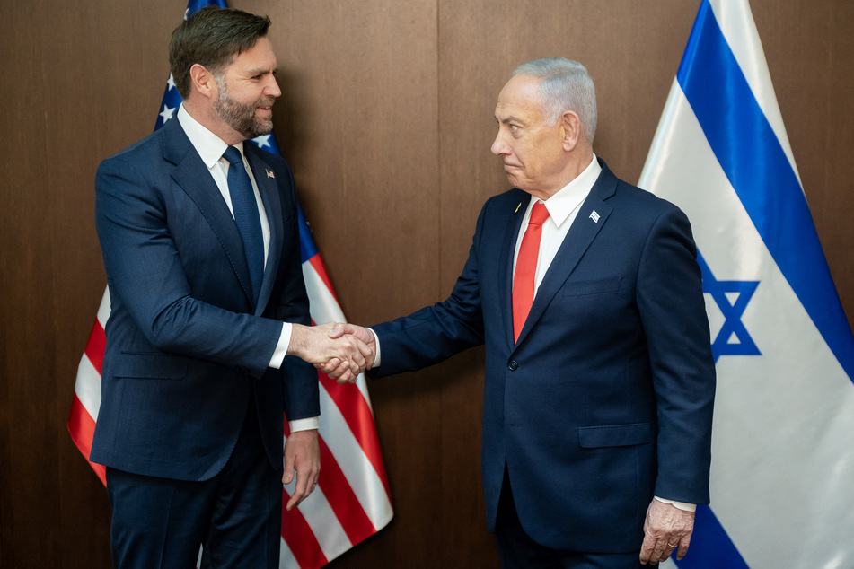 Vice President JD Vance (l.) meets with Israeli Prime Minister Benjamin Netanyahu at the latter's office in Jerusalem on October 22, 2025.