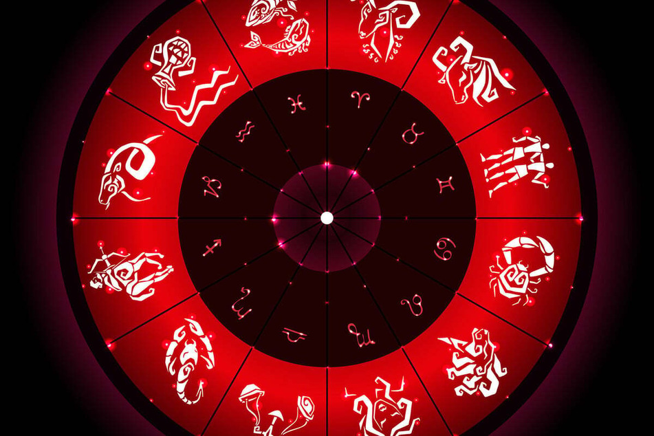 Your personal and free daily horoscope for Friday, 12/5/2025.