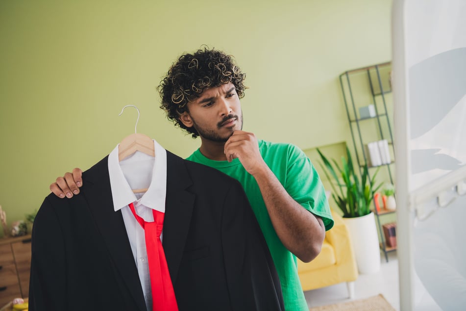 The fashion experts at Men's Wearhouse help make styling a breeze.