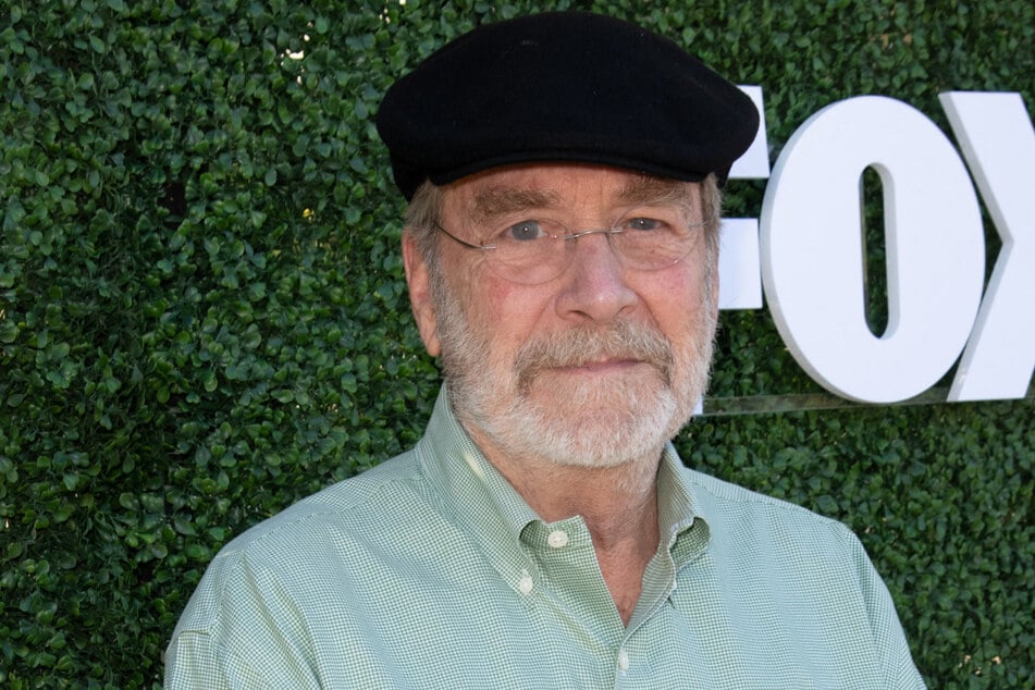 Actor Martin Mull, who rose to fame with roles in TV series such as Roseanne and Sabrina the Teenage Witch, has passed away.