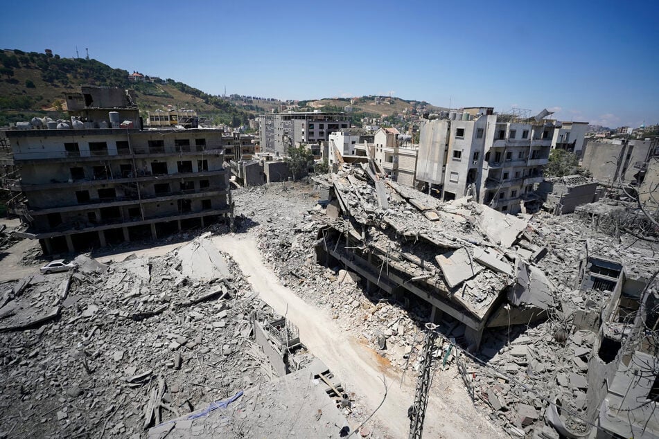 Israel launched a deadly attack against buildings at the site of Lebanon's central bank building on Sunday, further jeopardizing peace talks.
