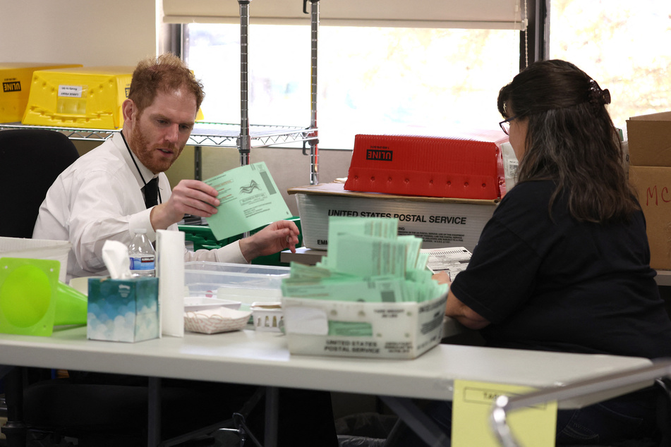 The Republican National Committee will reportedly encourage voters to participate in early balloting.