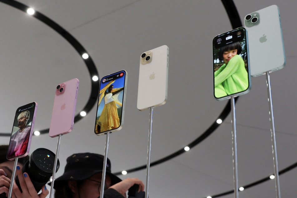 Apple unveils latest iPhone with new charger port and color range