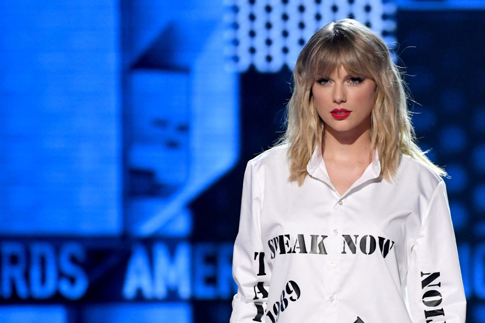 What songs will Taylor Swift perform on The Eras Tour?