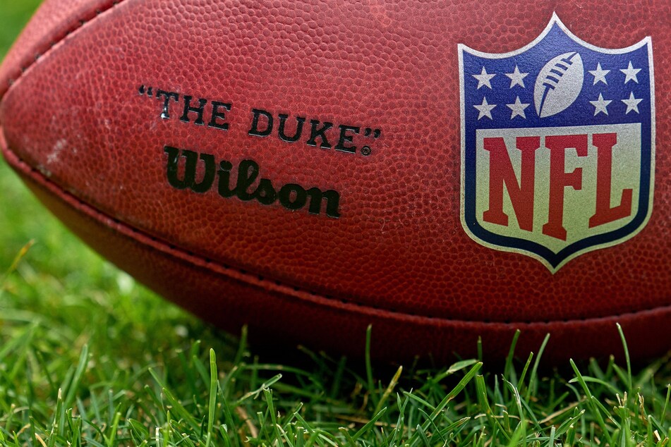 NFL: "We Got Your Back" for fan relationships but not for players' peaceful protests?