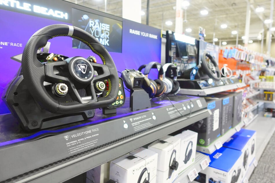 Smart shoppers are grabbing these tech deals at Best Buy on Tuesday, October 20