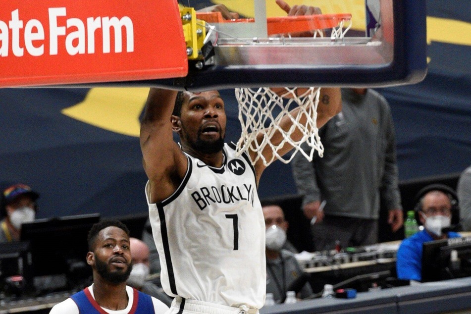 Nets forward Kevin Durant led his team to 125-119 win over the Nuggets on Saturday night