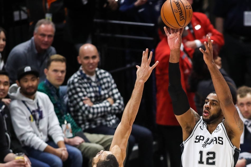 Seven-time All-Star LaMarcus Aldridge retires from the NBA amid health concerns