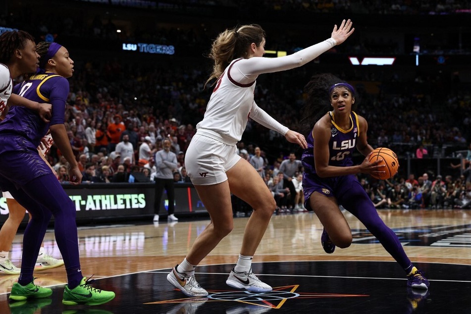 Angel Reese leads Team USA to AmeriCup finals in double-double style