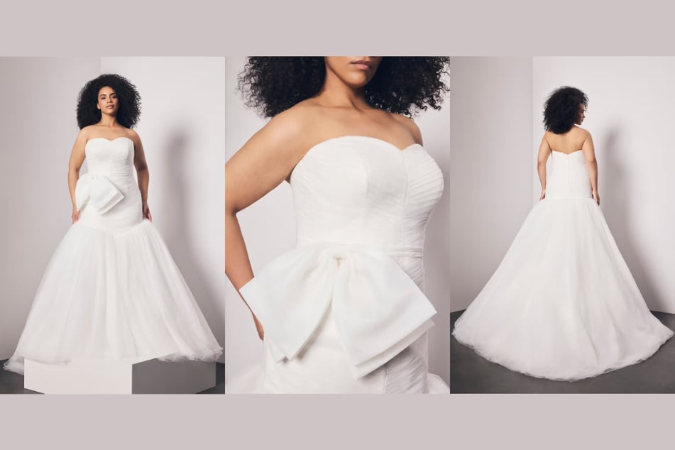 Vera Wang Pleated Tulle Sweetheart Mermaid Gown