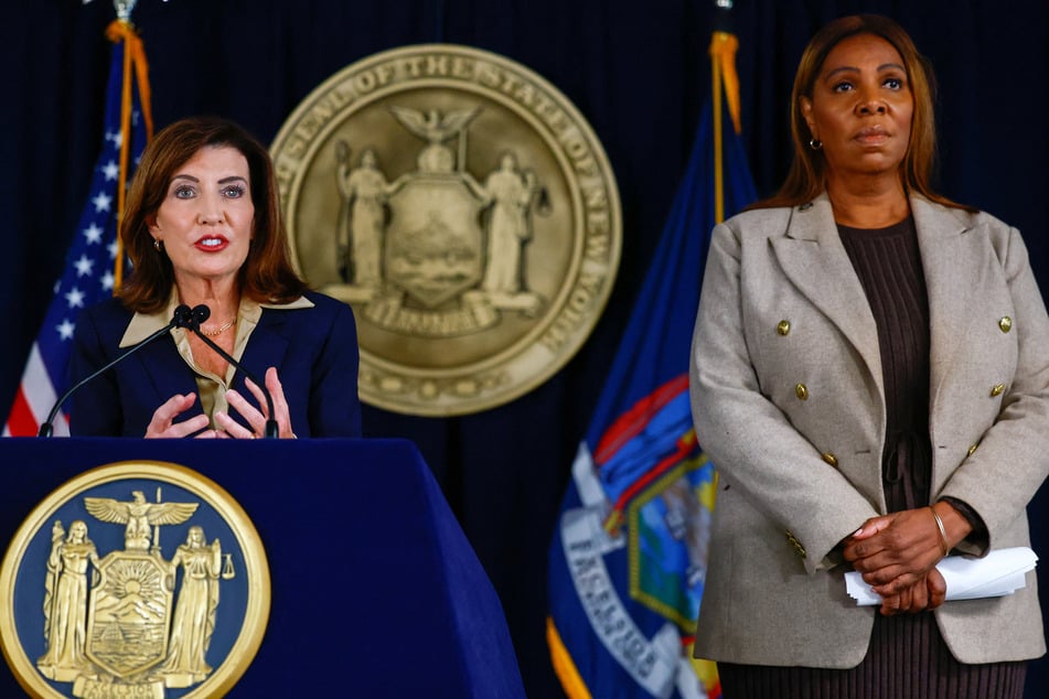 New York Governor Kathy Hochul (l.) and New York Attorney General Letitia James attend a press conference regarding an investigation into the alleged sexual assault at Cornell. The pair have vowed to close a loophole that makes it harder to prosecute rape cases in the state.