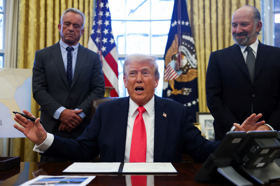 Trump launches "gold card" scheme to sell US residency permits for millions