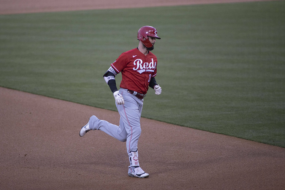 Jesse Winker had two hits in the Reds' big win over the Pirates on Monday night