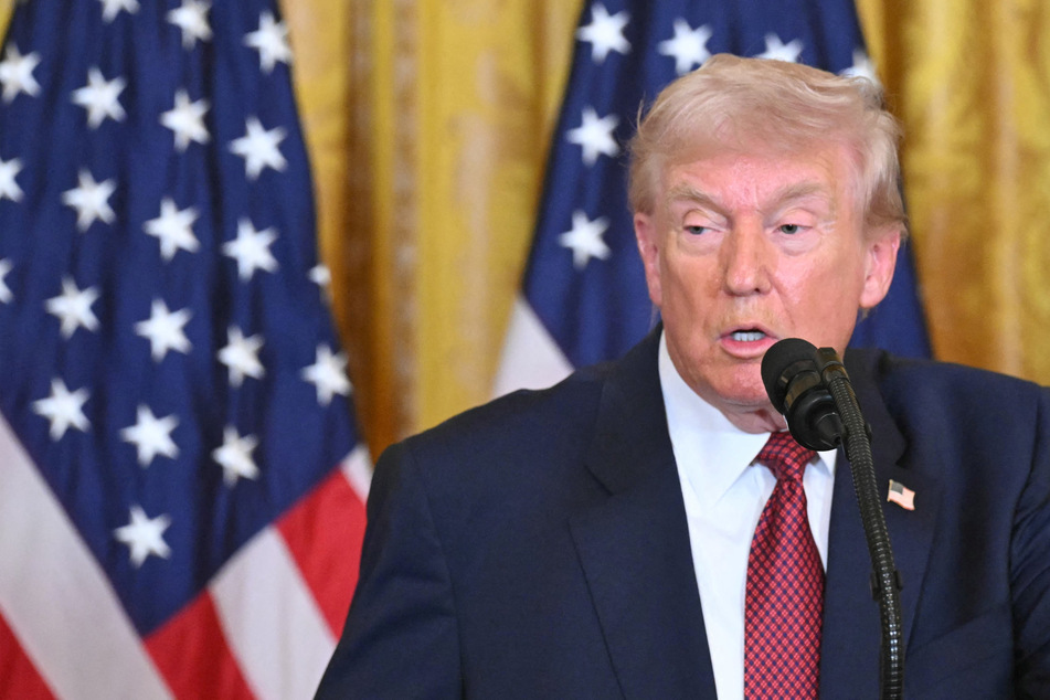 Trump sparks further health fears with incomprehensible slurring during speech