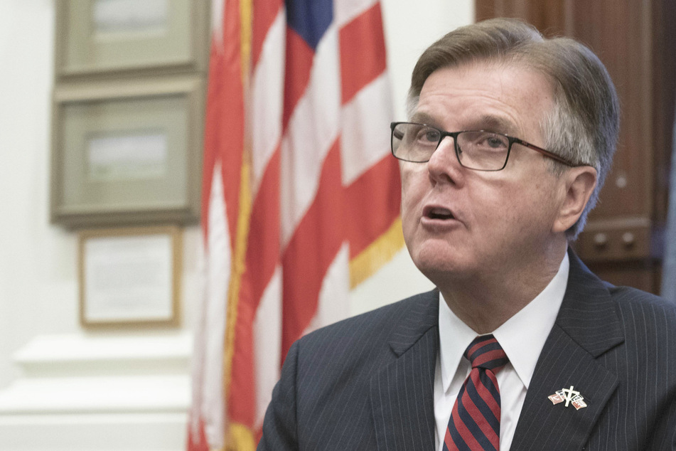 Texas legislature proposes bills to ban "woke" critical race theory in public schools