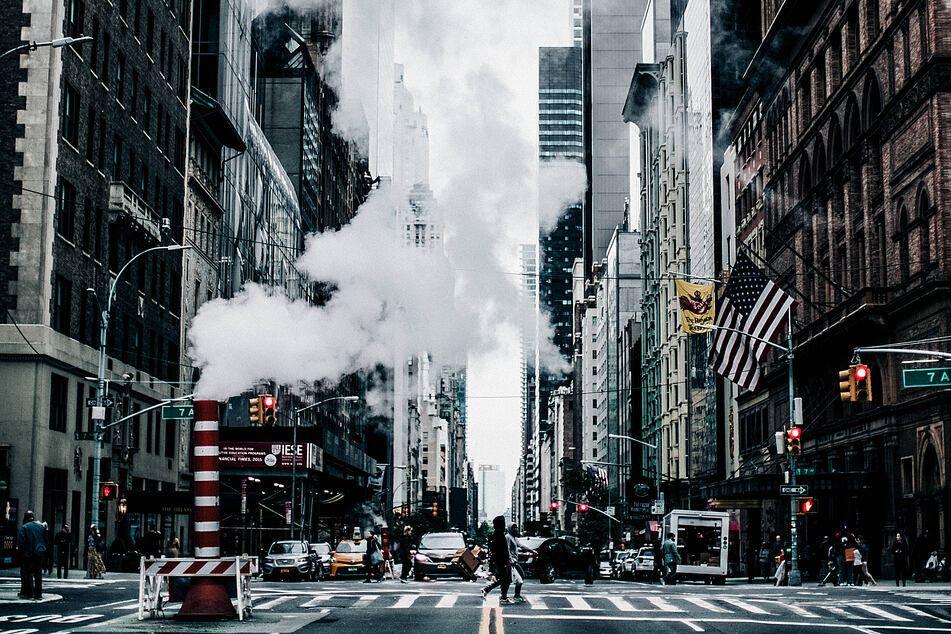 New buildings in NYC will get green heating from heat pumps.
