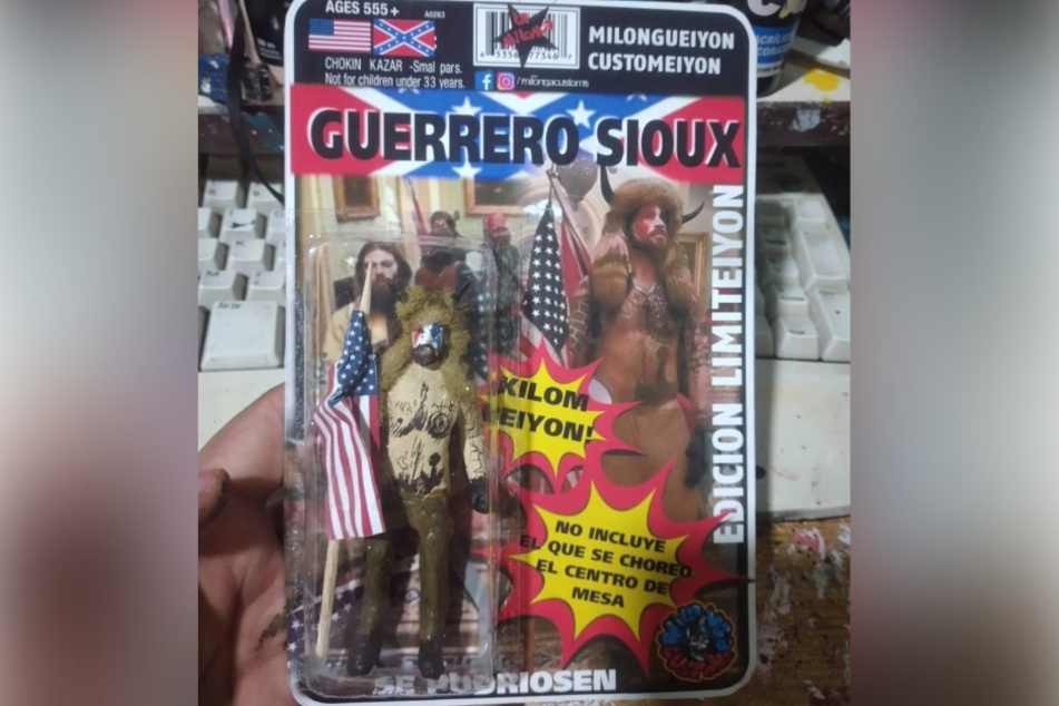 The limited edition action figure "does not include the centerpiece."