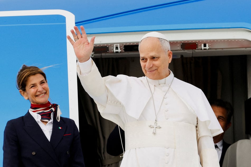 Pope Leo kicks off African tour under shadow of Trump's ire