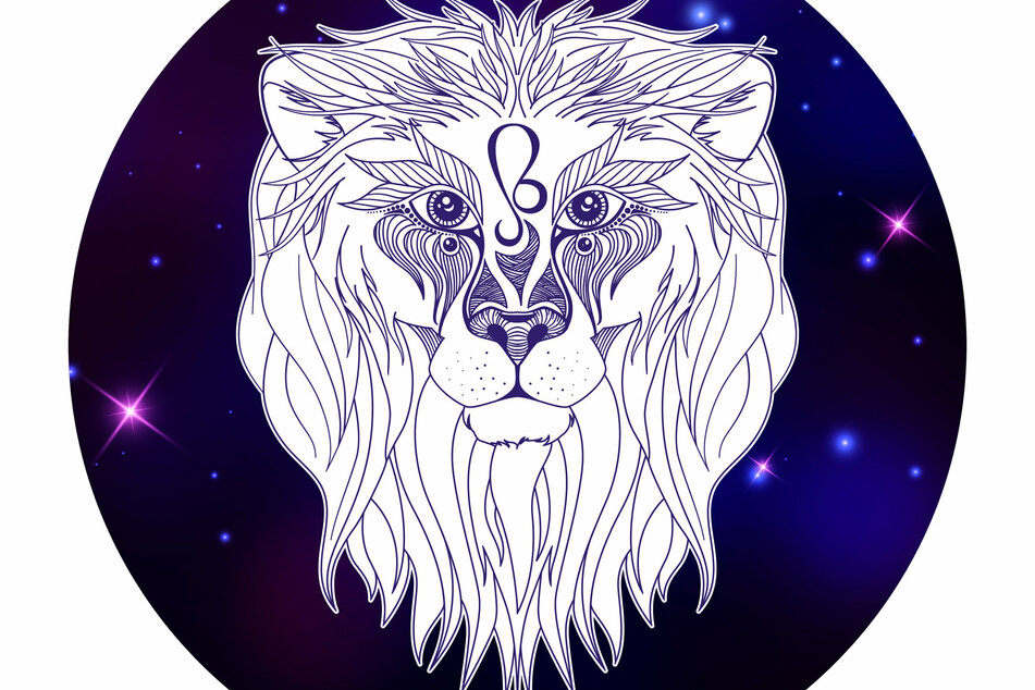 Free Leo monthly horoscope for September 2023