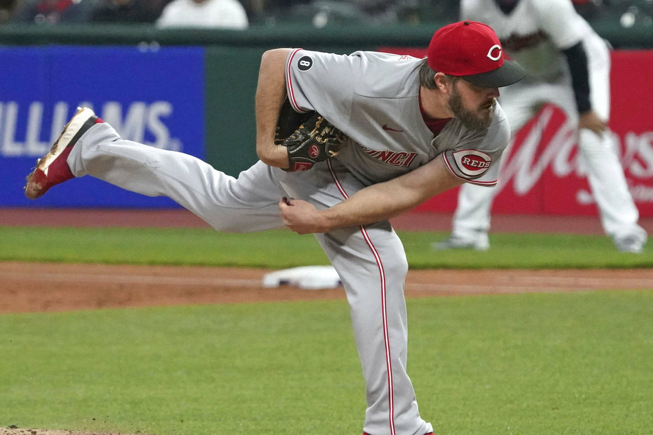 MLB: The Cincinnati Reds easily roll over the Pirates with a dominant performance