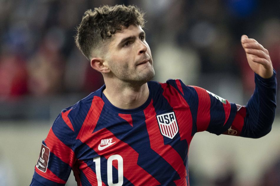 USMNT draws with Mexico to keep World Cup qualification on track