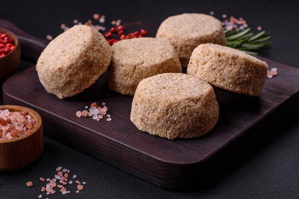 You don't need to buy fake turkey, make some fresh falafel and make them look pretty.