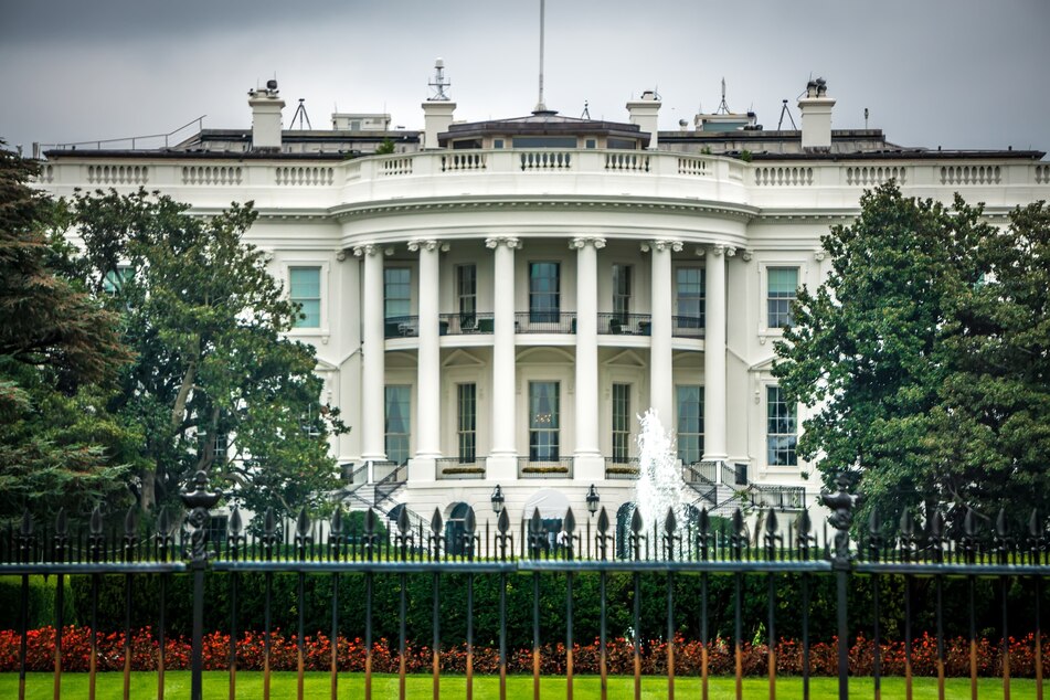 The Secret Service discovered a white powder reportedly identified as cocaine in the White House.