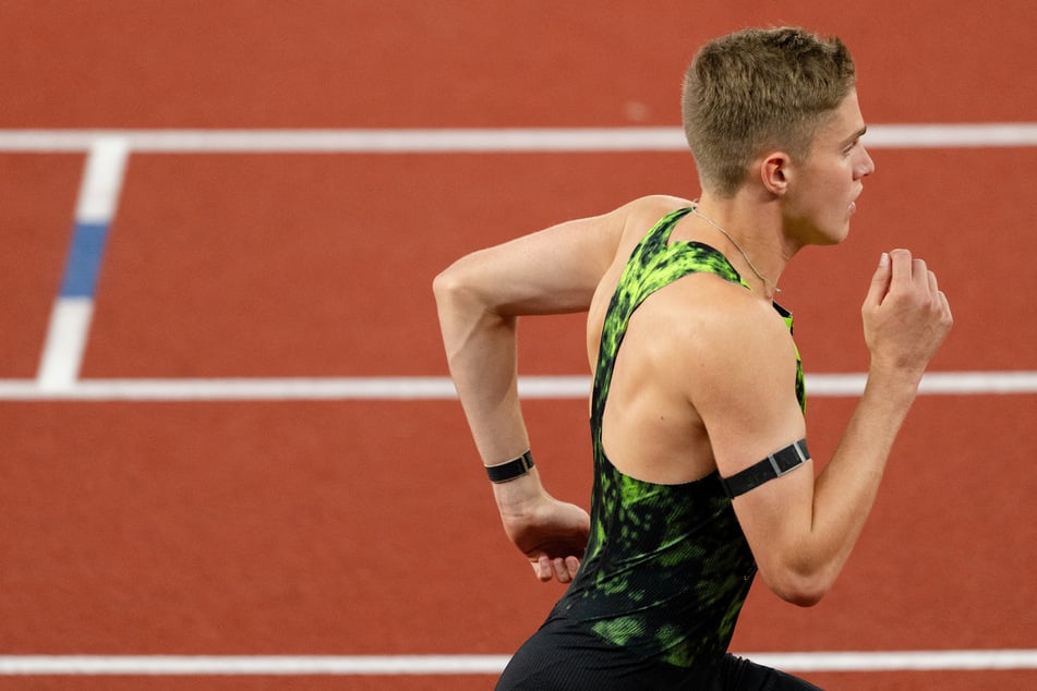 Cooper Lutkenhaus won his heat to move into the men's 800m final at the US athletics championships.