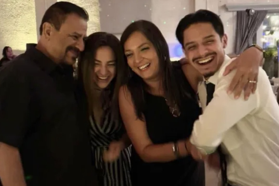 Elizabeth Lopez-Galvan (second from r.) passed away during the Kansas City Chiefs' victory celebration after being shot.