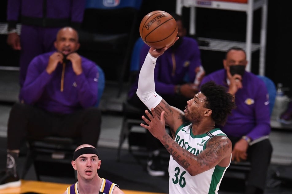 Marcus Smart scored 22 points in Boston's win over LA.