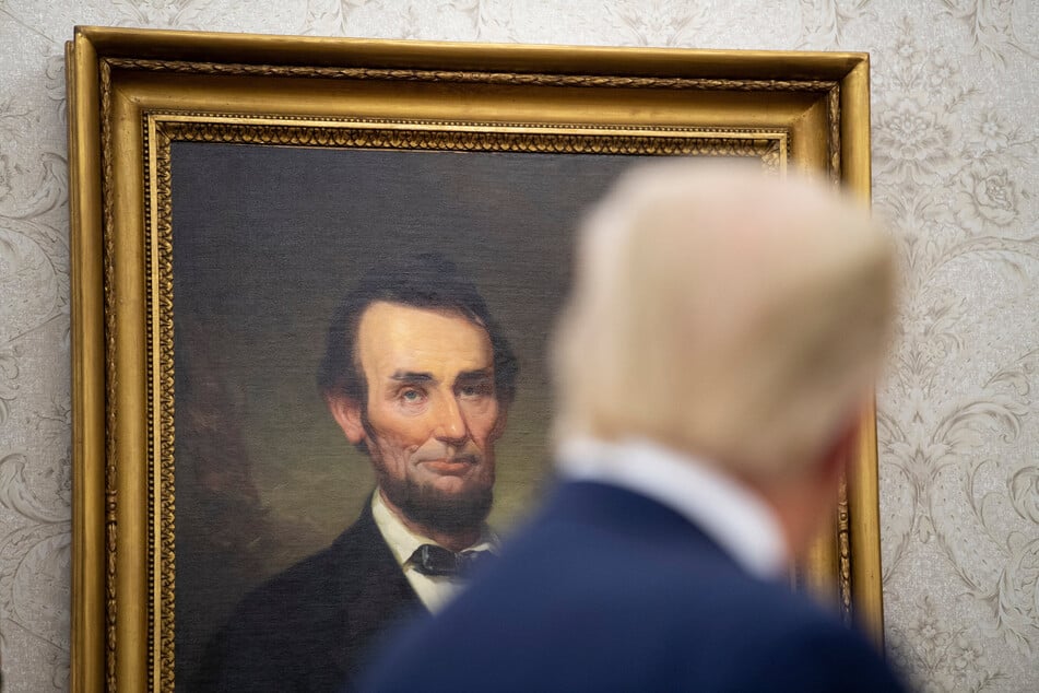 Trump shares gushing tribute comparing him to Abraham Lincoln and Ronald Reagan