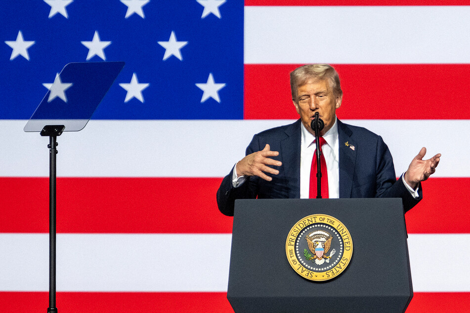 Trump tells generals he pitched annexation in shock call with Canadian official
