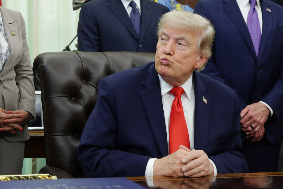 Trump secures another win in court battle over 10% global tariff
