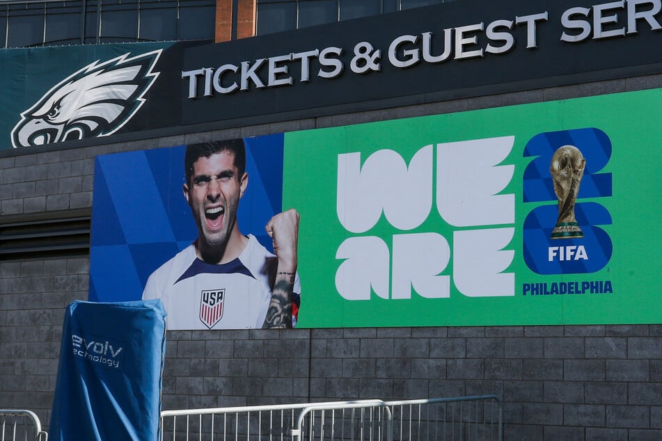 US soccer team "devastated" by lack of home support ahead of World Cup