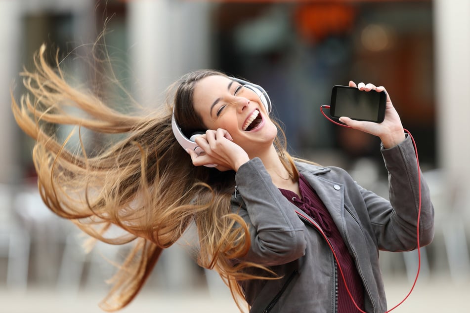 The new noise! Spacial audio is taking over the sound waves