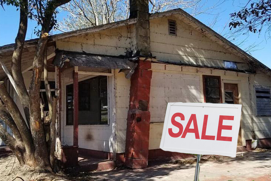 Brutally honest Florida realtor posts listing for "literally the worst house on the street"