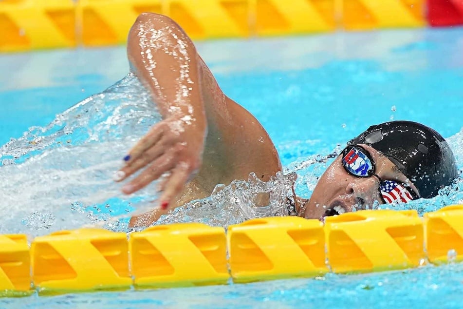 Paralympics: Two teen swimming stars grab Team USA's first gold medals