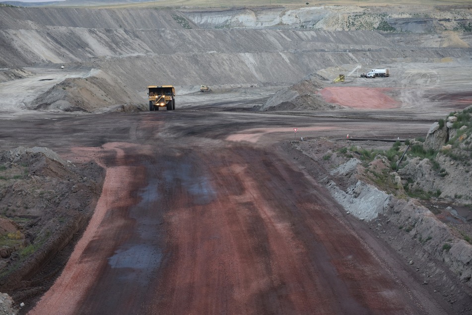 Biden administration to end Powder River Basin coal leasing in major win for environmentalists