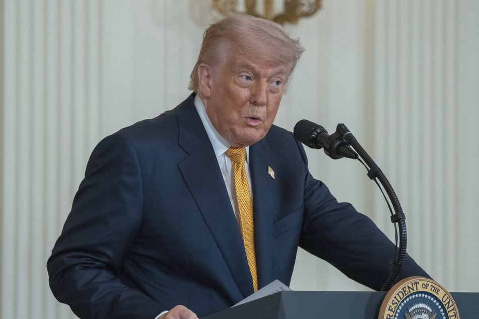 A longtime teleprompter operator for Donald Trump has been suspended after allegedly placing bets on the president's speeches.